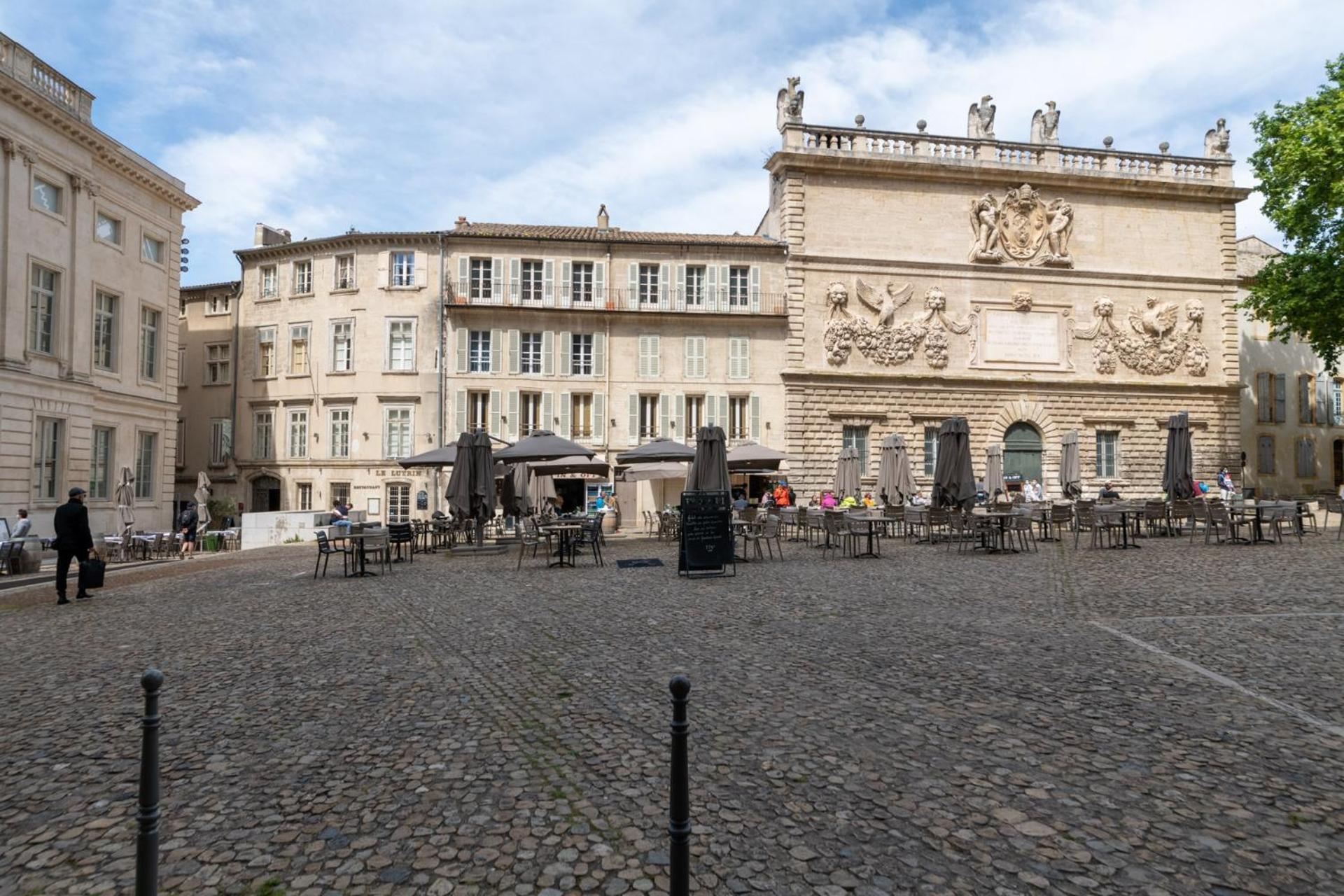 Bien D'Exception En Face Du Palais Des Papes Apartment Avignon Exterior photo
